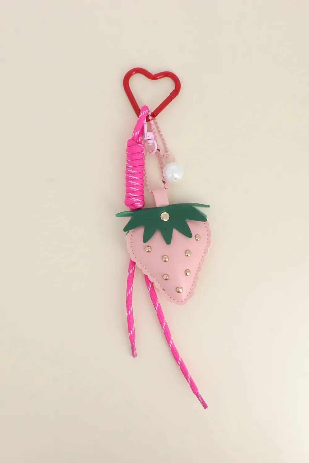 SLEUTELHANGER- BAG CHARMS AARDBEI ROZE
