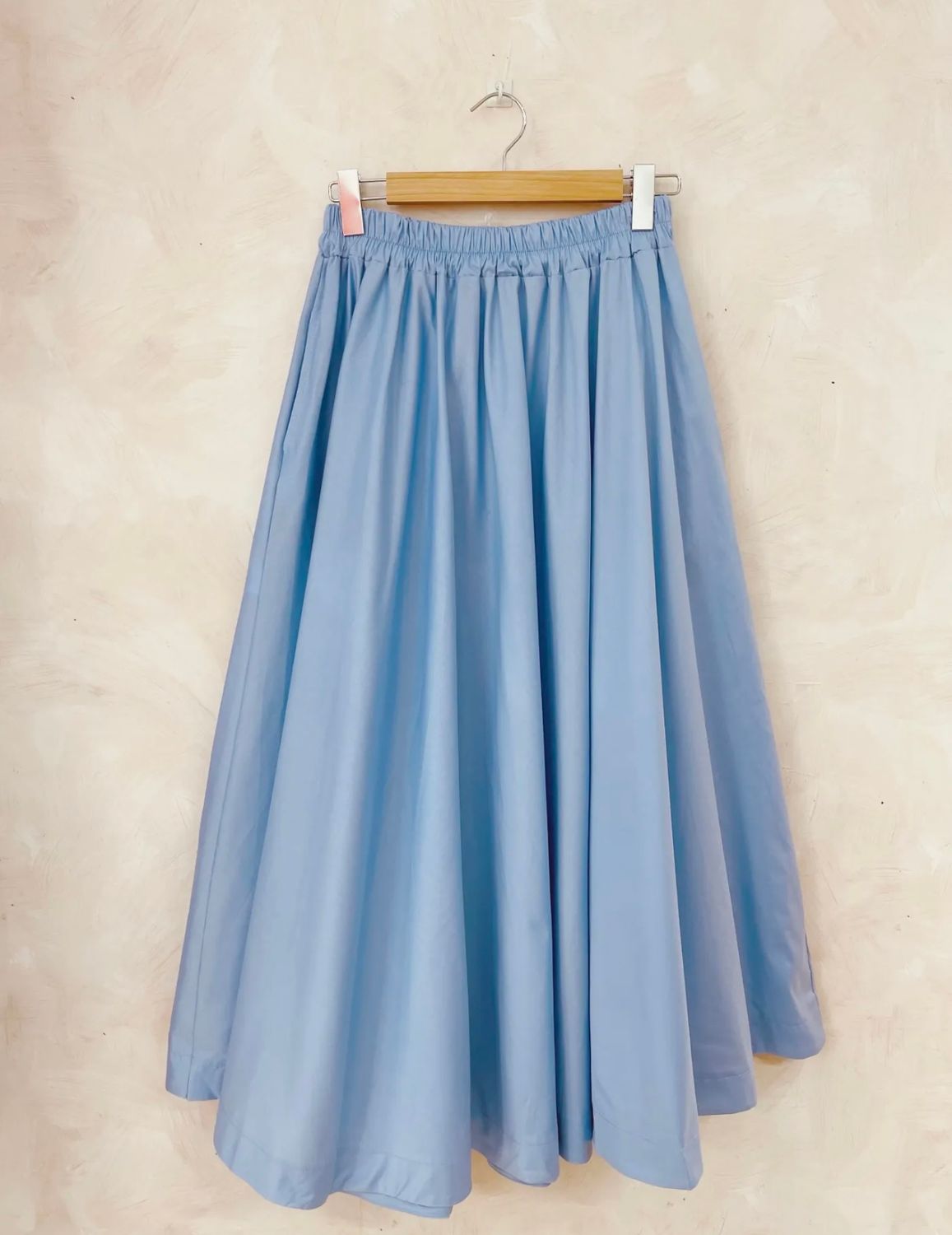 LANGE ROK MET ZAKKEN BLAUW