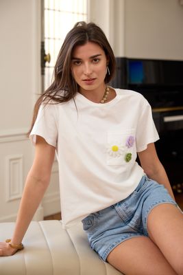 GEBORDUURD T-SHIRT WIT