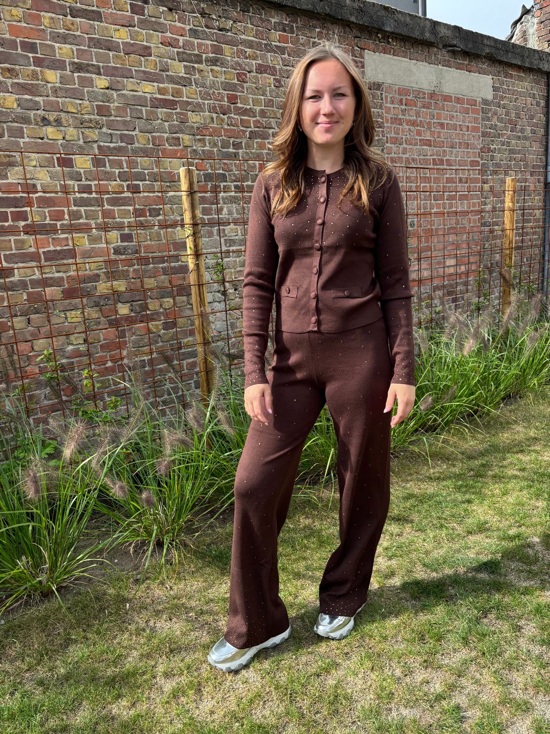 HUISPAK BRUIN MET STRASS-STEENTJES