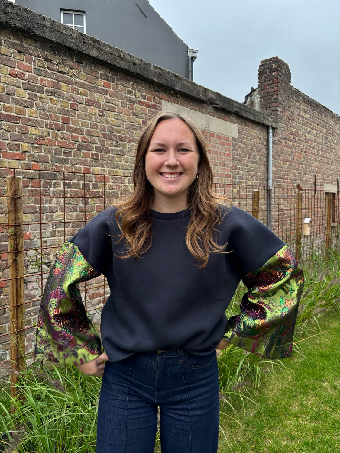 SWEATER MET WIJDE MOUW GROEN
