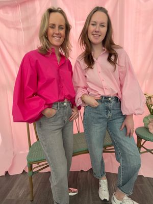 BLOES MET WIJDE POF MOUW DONKER ROZE ONE SIZE