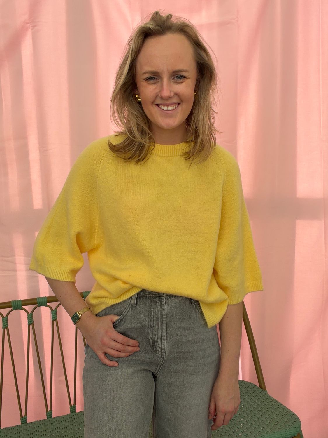 TRUI MET HALFLANGE MOUW LICHT GEEL