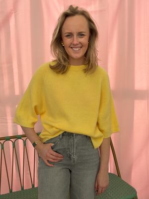 TRUI MET HALFLANGE MOUW LICHT GEEL