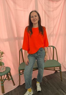 TRUI MET HALFLANGE MOUW FLUO ORANJE