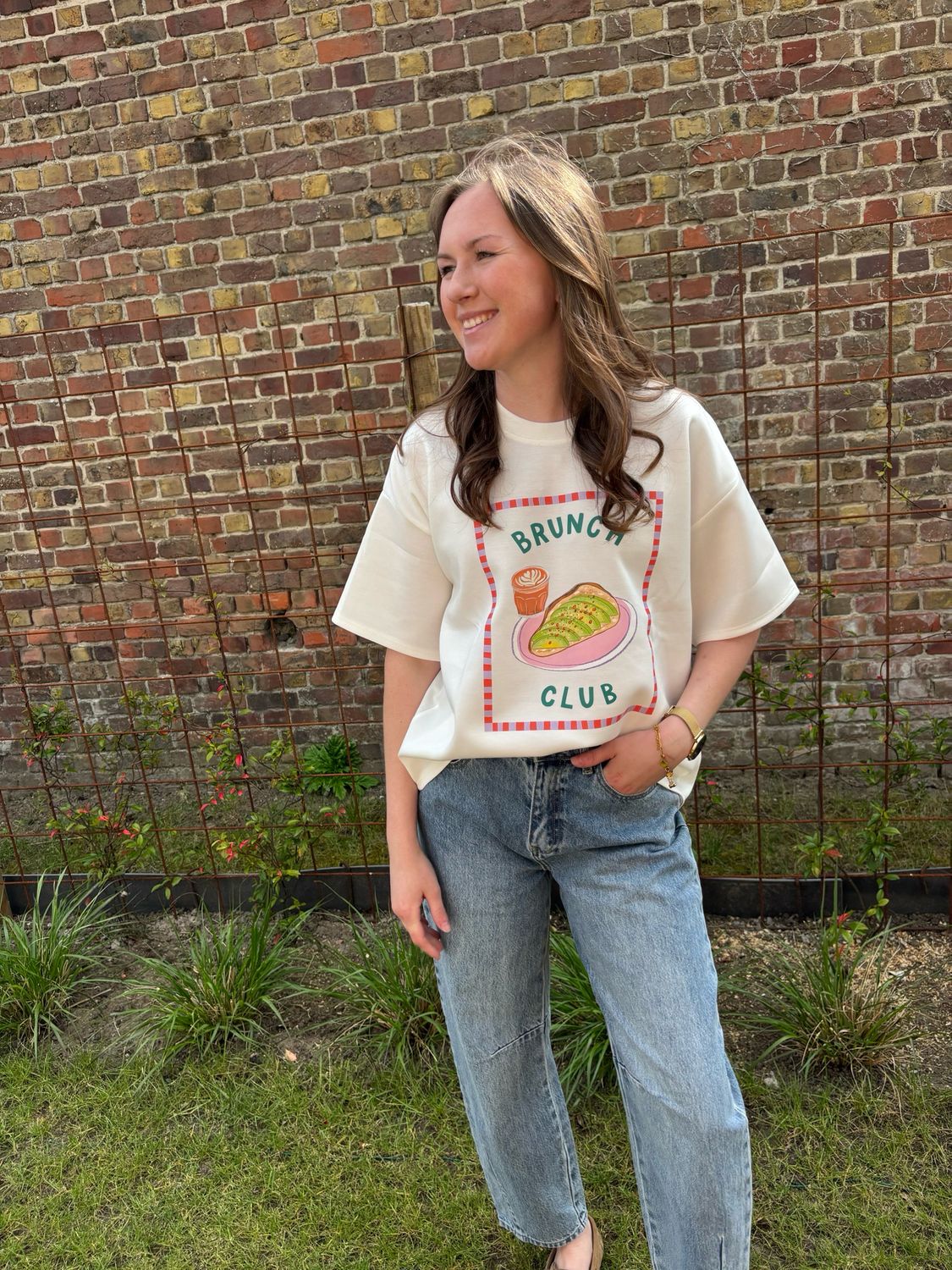 T-SHIRT BRUNCH