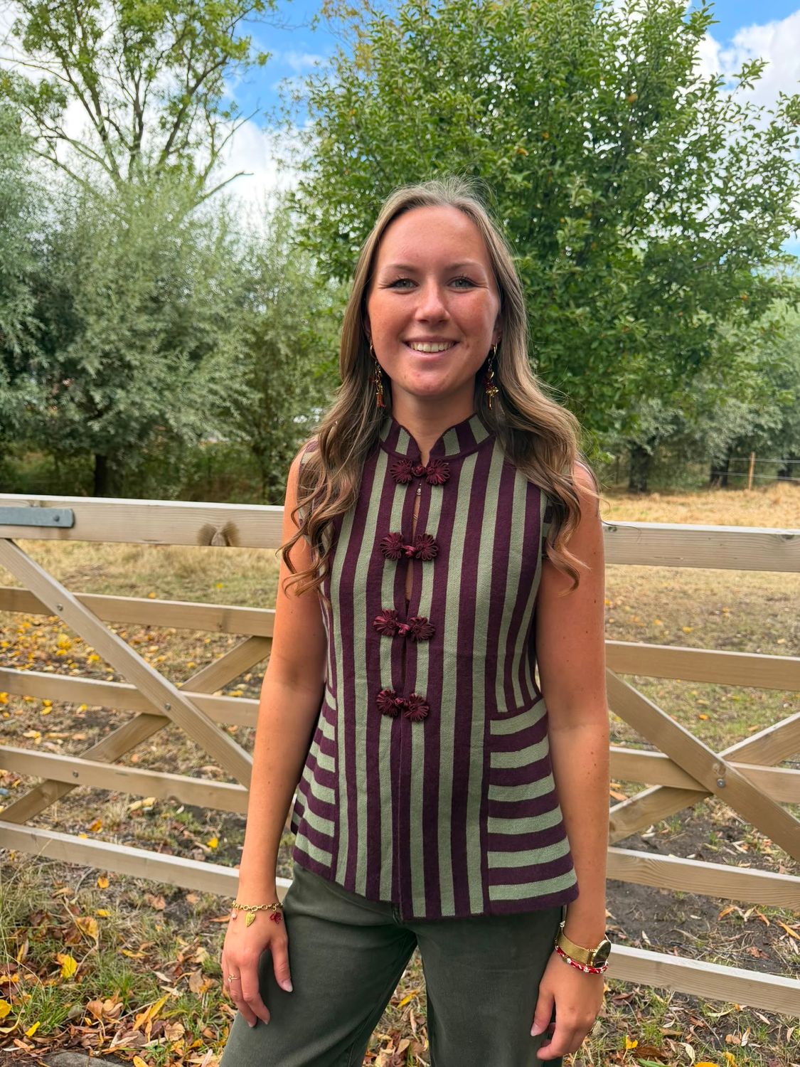 MOUWLOZE GILET KHAKI/BORDEAUX