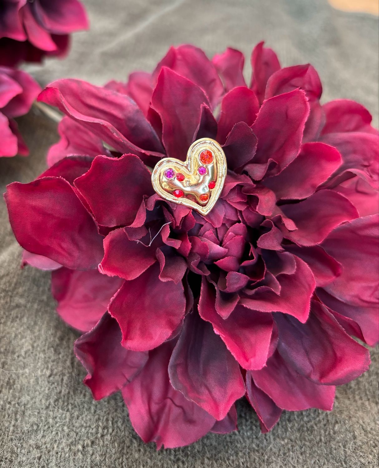 HARTJES RING GESLOTEN BLINKERS GEKLEURD