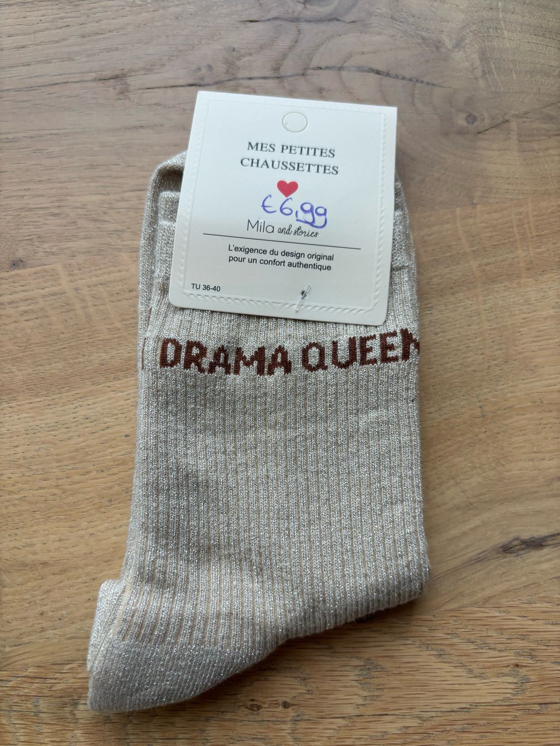 GLITTER KOUSEN BEIGE ‘DRAMA QUEEN’