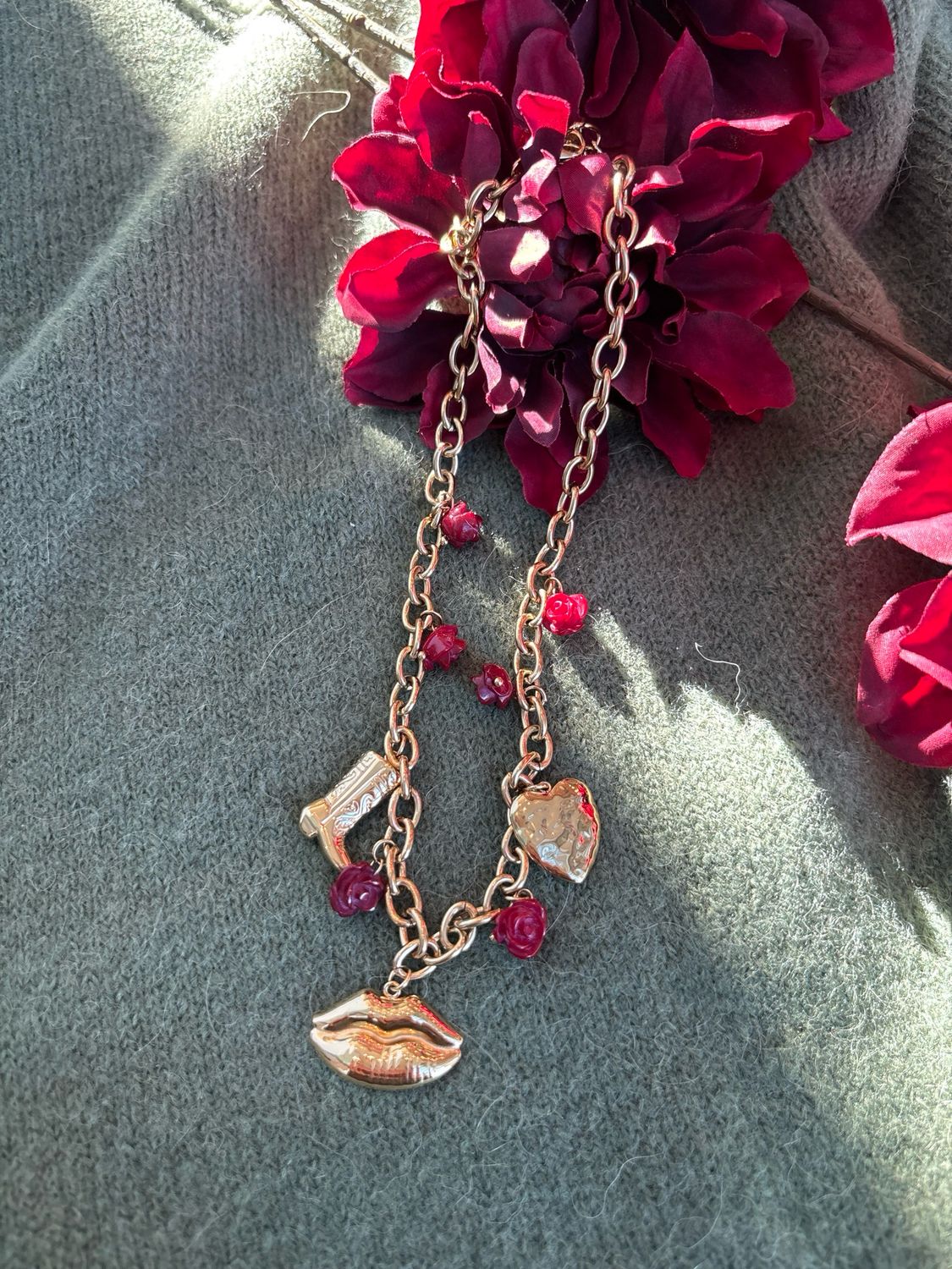 KETTING LIPJES