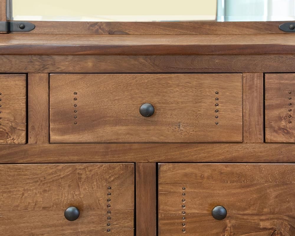 PAROTA 7 DRAWER DRESSER