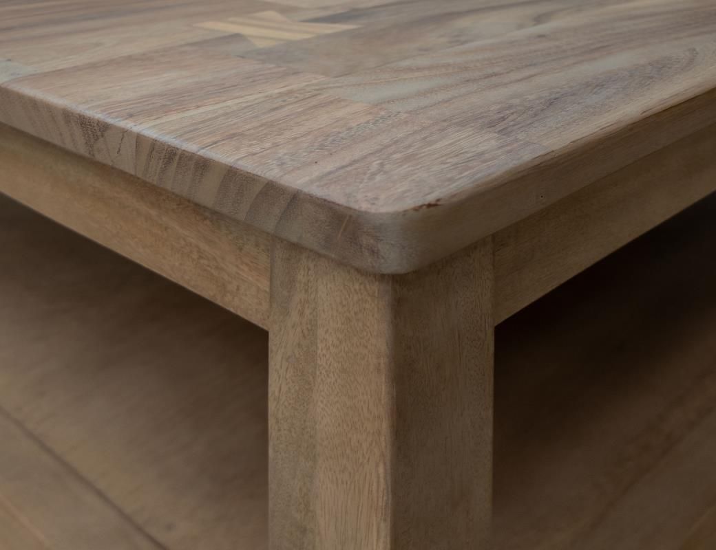 NATURAL SQUARE COCKTAIL TABLE