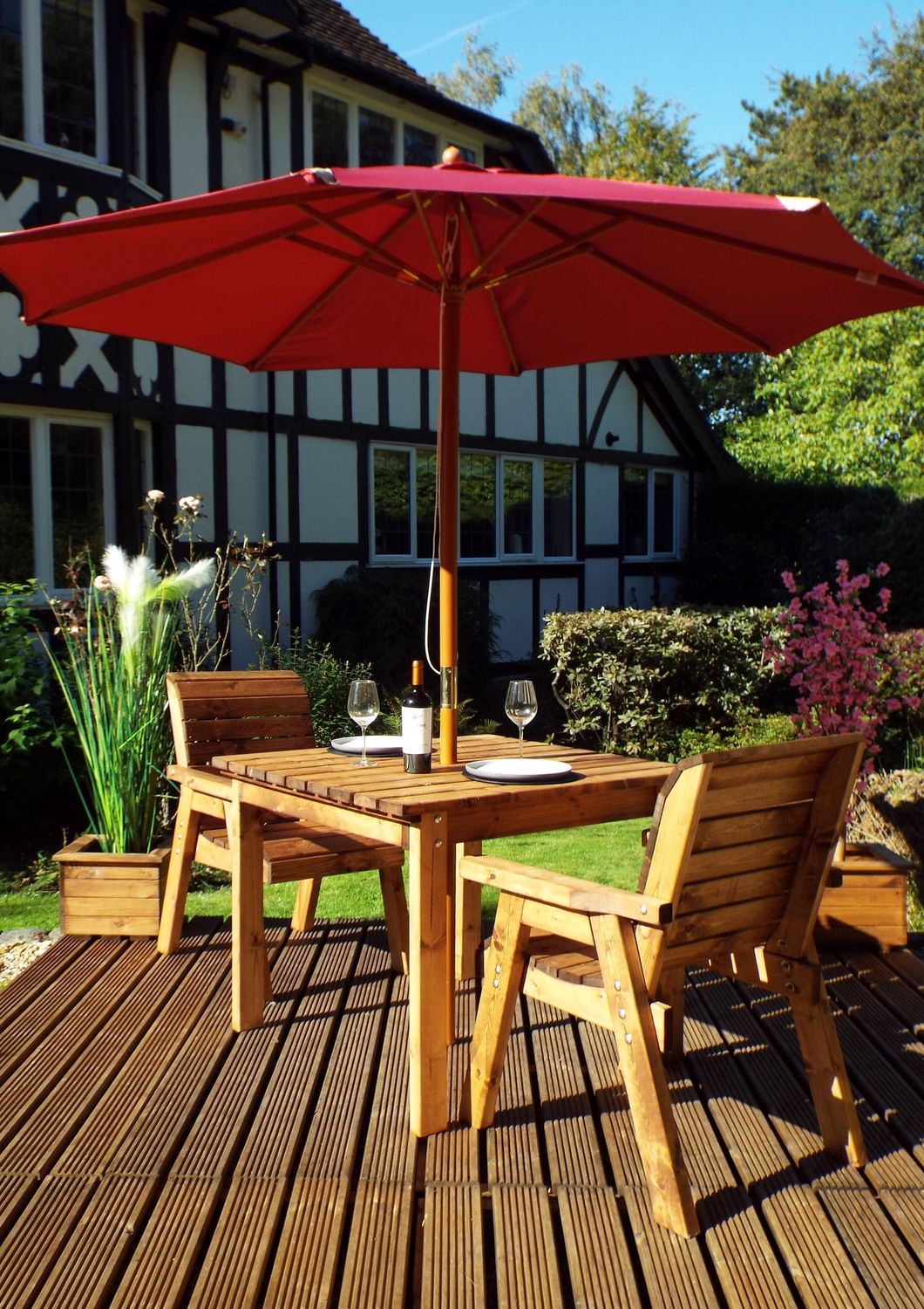 TABLE AND 2 CHAIR SET HB117