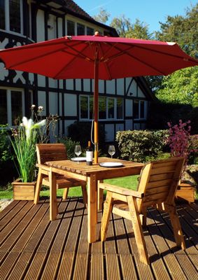 TABLE AND 2 CHAIR SET HB117
