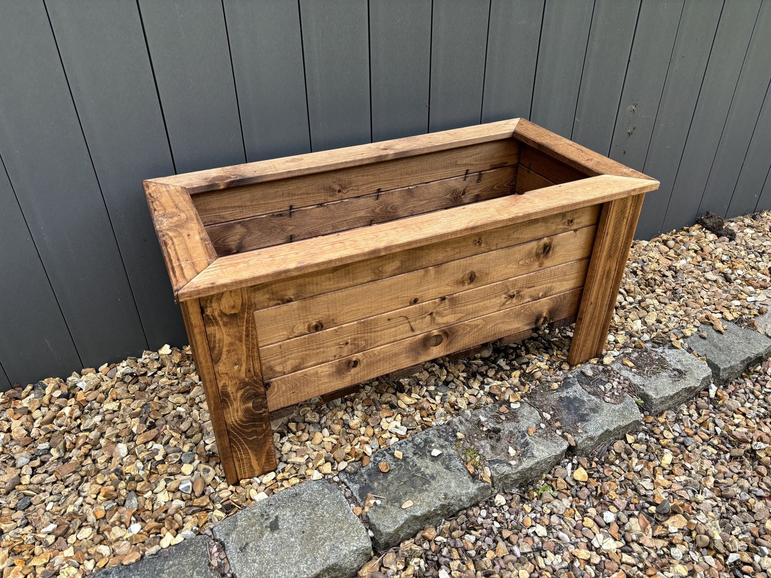 RAISED RECTANGULAR TROUGH LARGE HB290