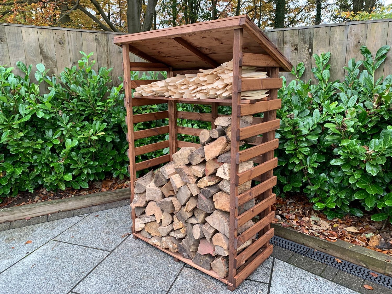 LOG STORE LARGE HB202