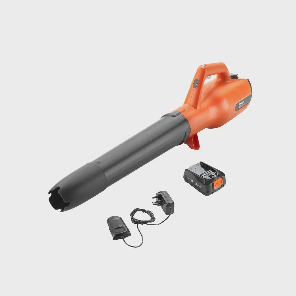 FLYMO 18V EASICLEAR 100 &amp; 2.5AH BATTERY &amp; CHARGER VAC &amp; BLOW