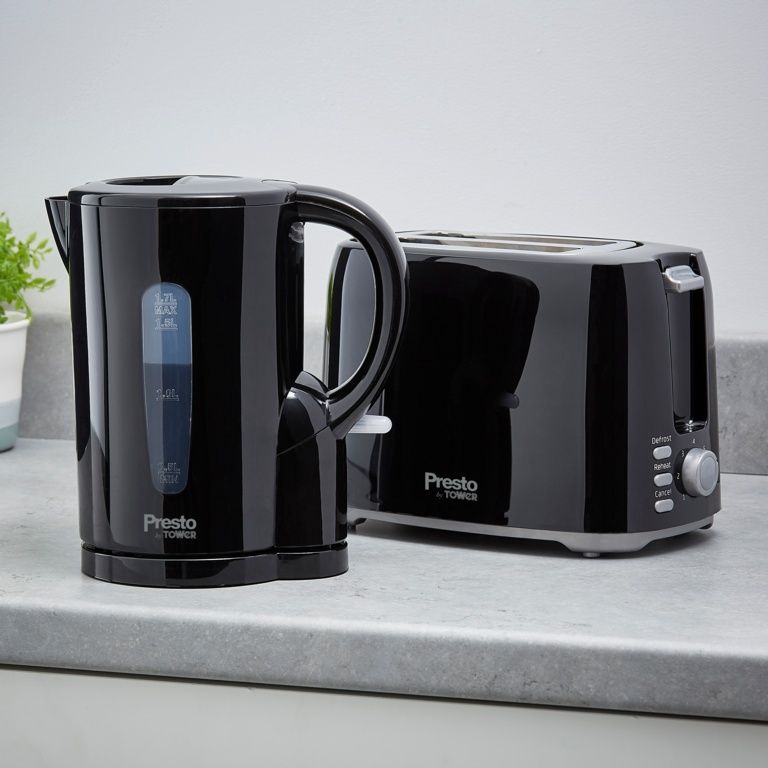 PRESTO 1.7L KETTLE BLACK PT10053B