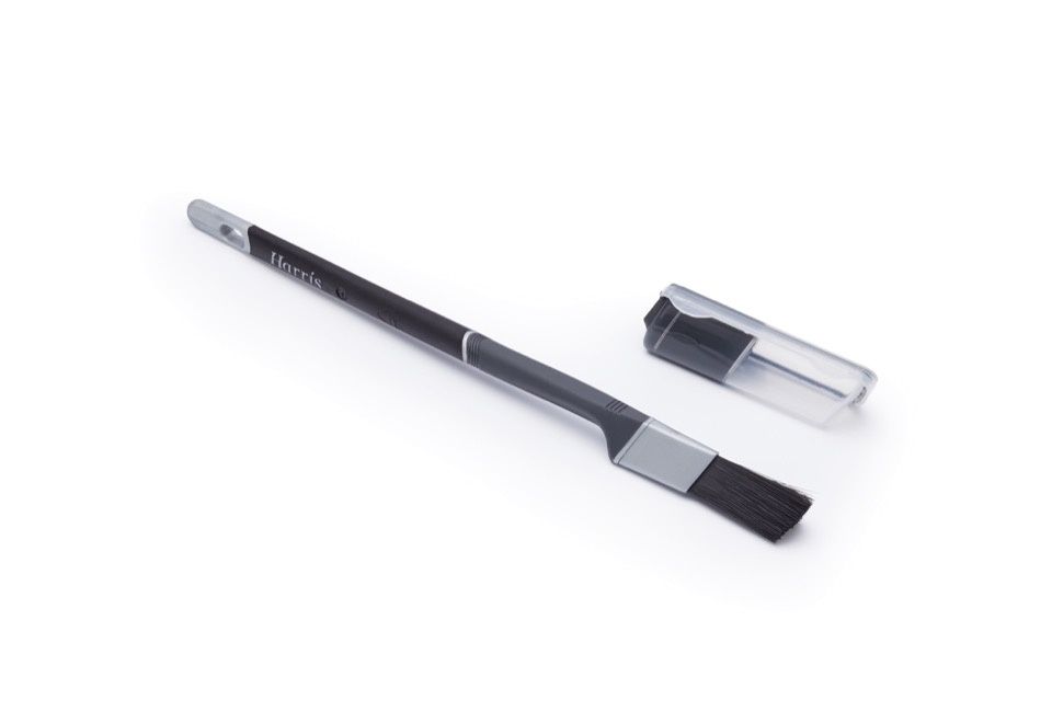 ULTIMATE 20MM GLOSS TRIANGULAR BRUSH