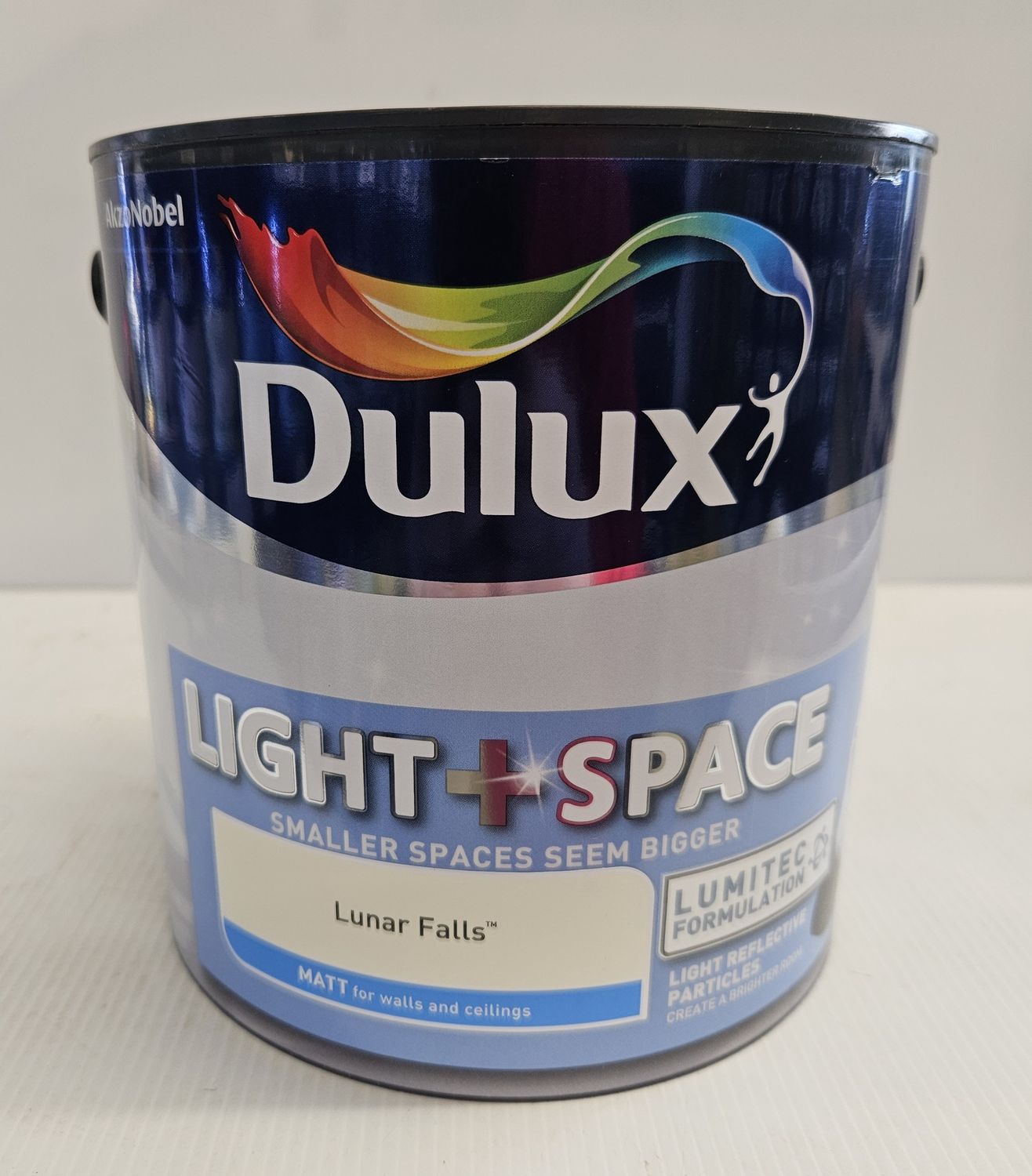 DULUX LIGHT &amp; SPACE LUNAR FALLS 2.5LT