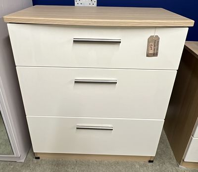 Kempsey 3 Drawer Deep Chest