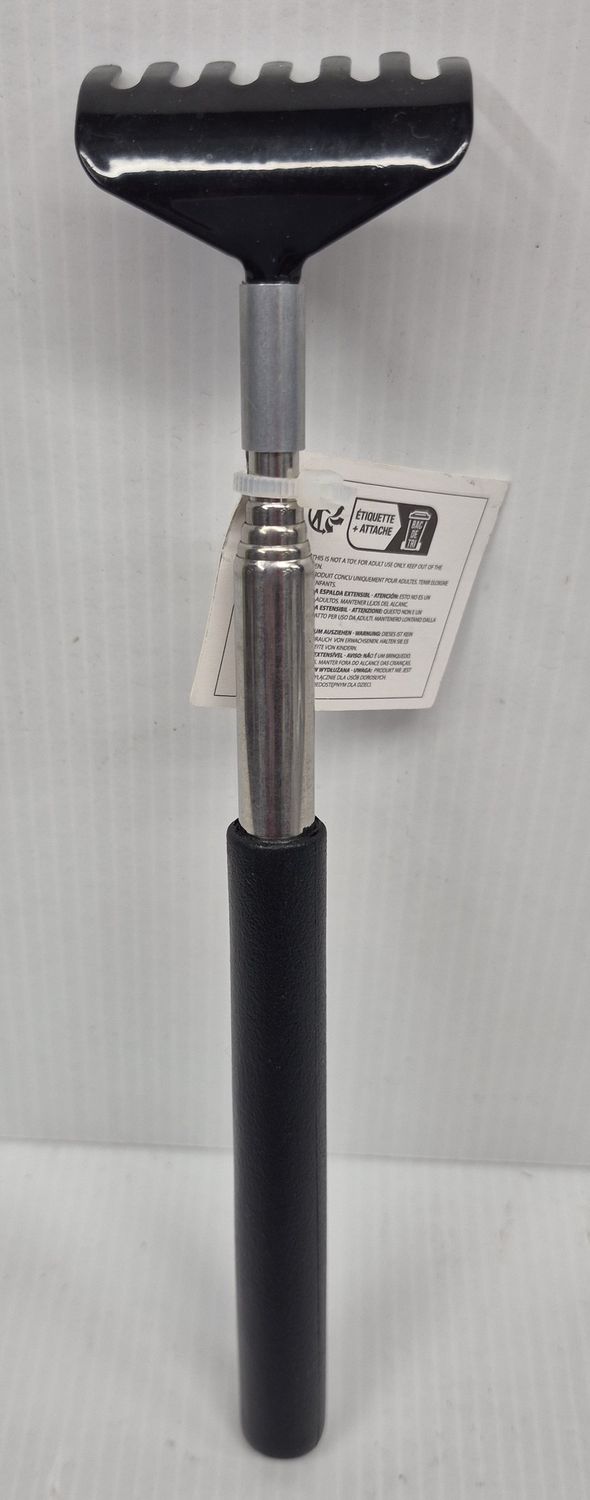 EXTENDABLE BACK SCRATCHER