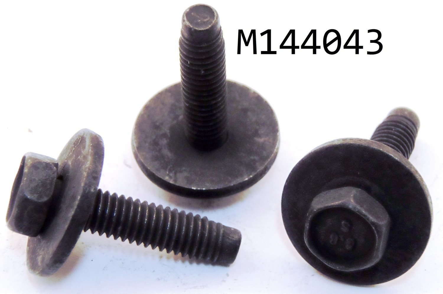 M144043