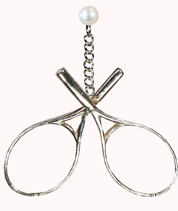 Silver crossed earings with silver chain and top paearl stud