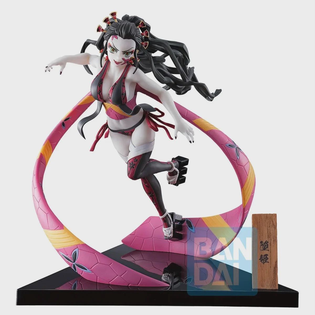 Demon Slayer Daki City Where Demons Dwell Ichibansho Statue
