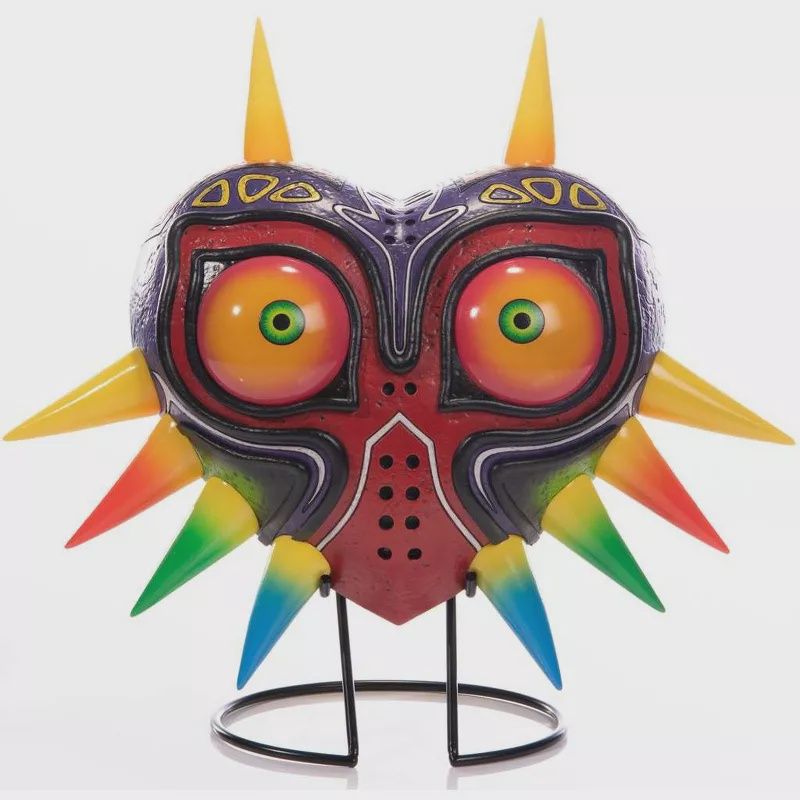 Legend of Zelda Majora&#39;s Mask Display TF010 NIB (Personal Collection)