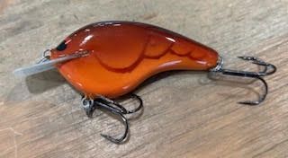 Greenfish Custom Painted Balsa Crankbait, Colour: Red Craw