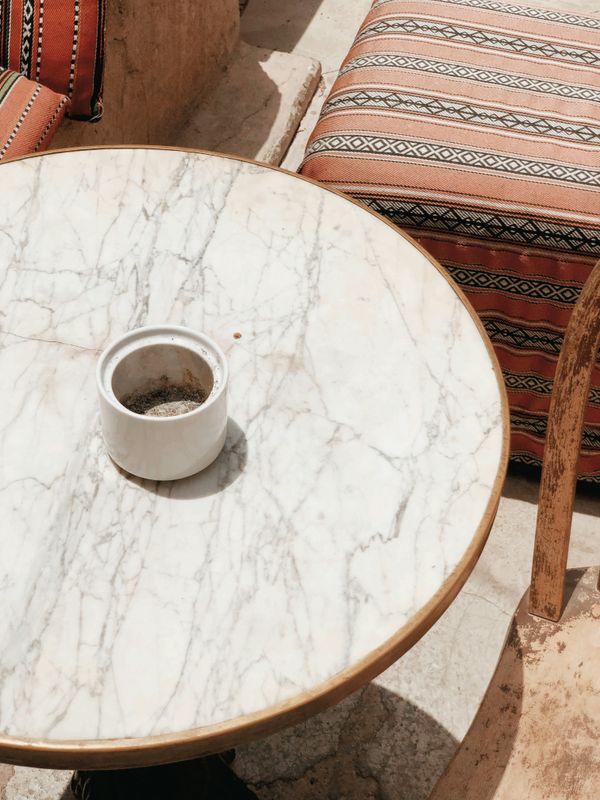 COFFEE TABLES / END TABLES