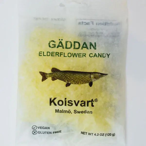 4.2oz Kolsvart "Gäddan" Elderflower Gummy Fish Candy