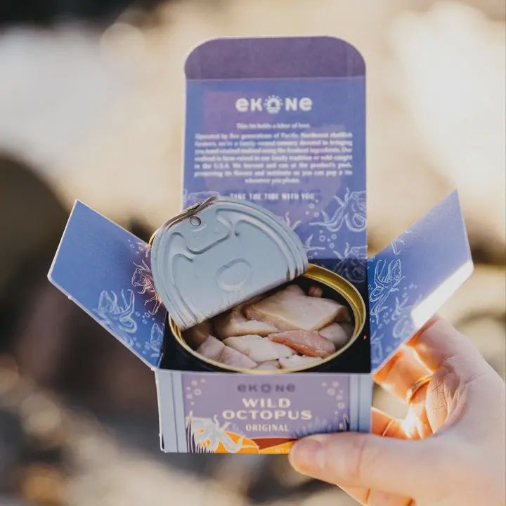 3oz Ekone "Giant Pacific Octopus"