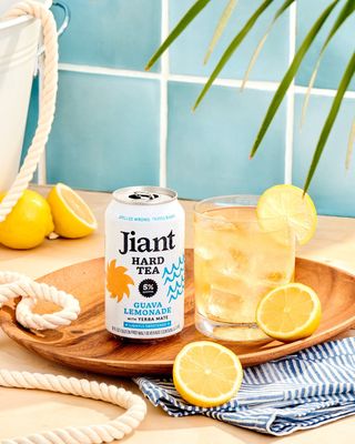 12oz-C Jiant "Guava Lemonade w/ Yerba Mate"