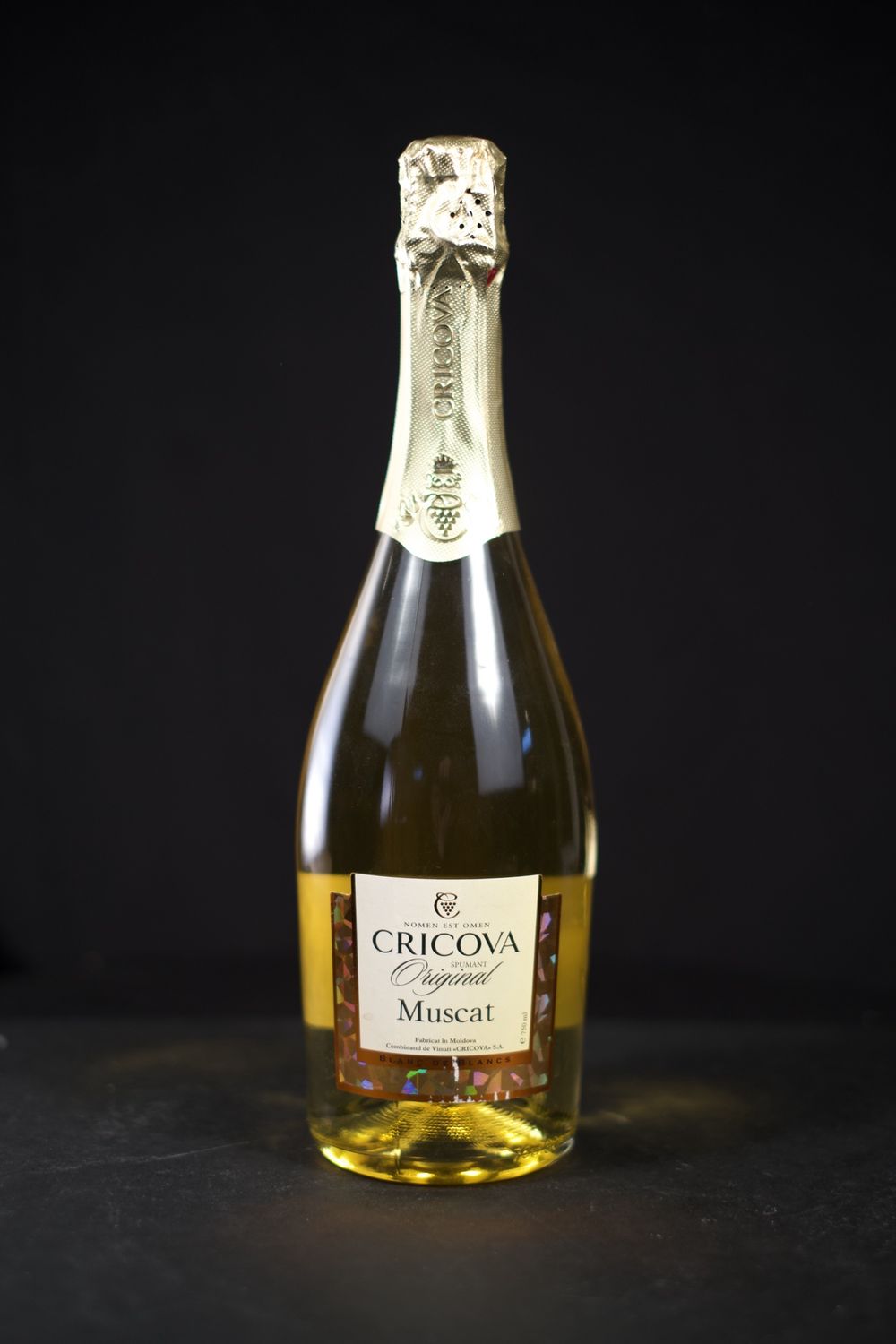 Cricova Sparkling Muscat 750mL