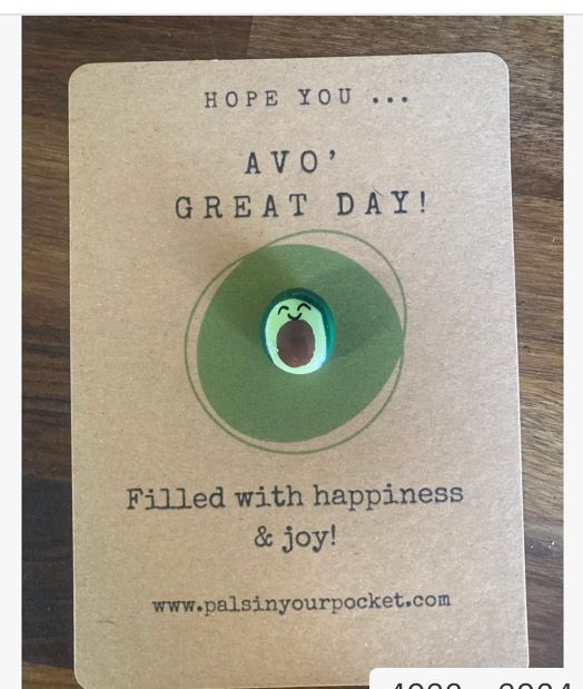 Avocado Pocket Pebble And Card