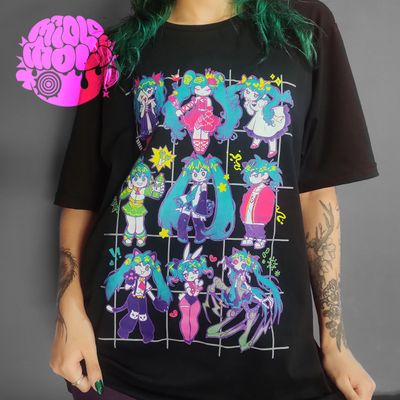 MIKU BLACK TEE -- grid and details in GREY