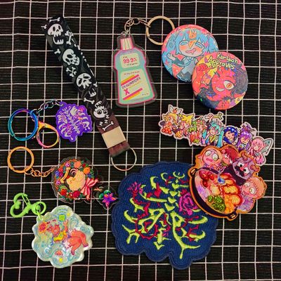 🆕📌BUTTONS🗝️️KEYCHAINS🧲MAGNETS🪡PATCH