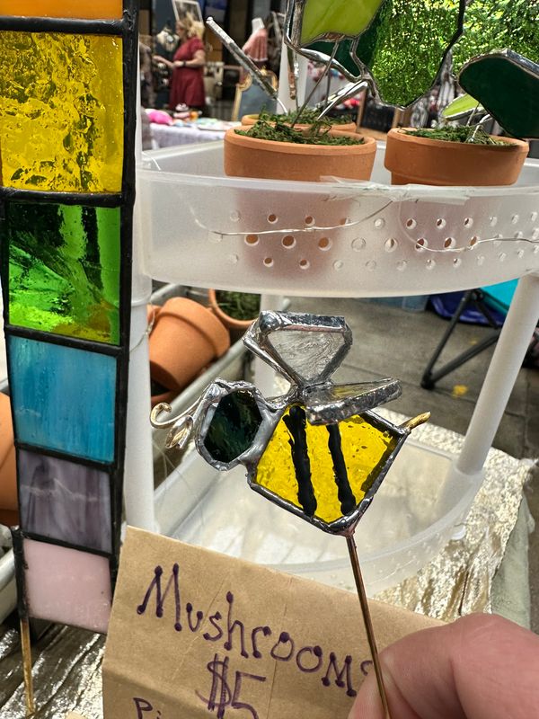 Little Bumble Bee Plant Stake