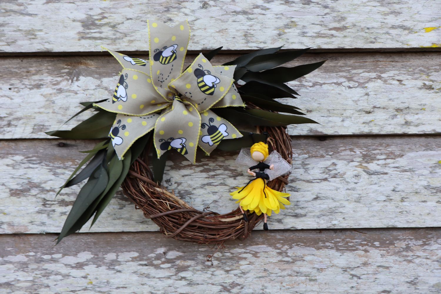 Queen of the Bees Fairy 10&quot; Wreath