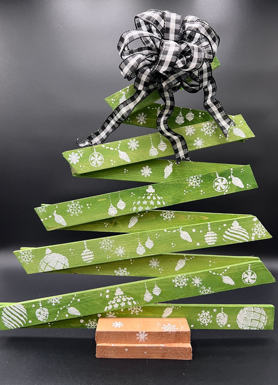 Green Slat Christmas Tree