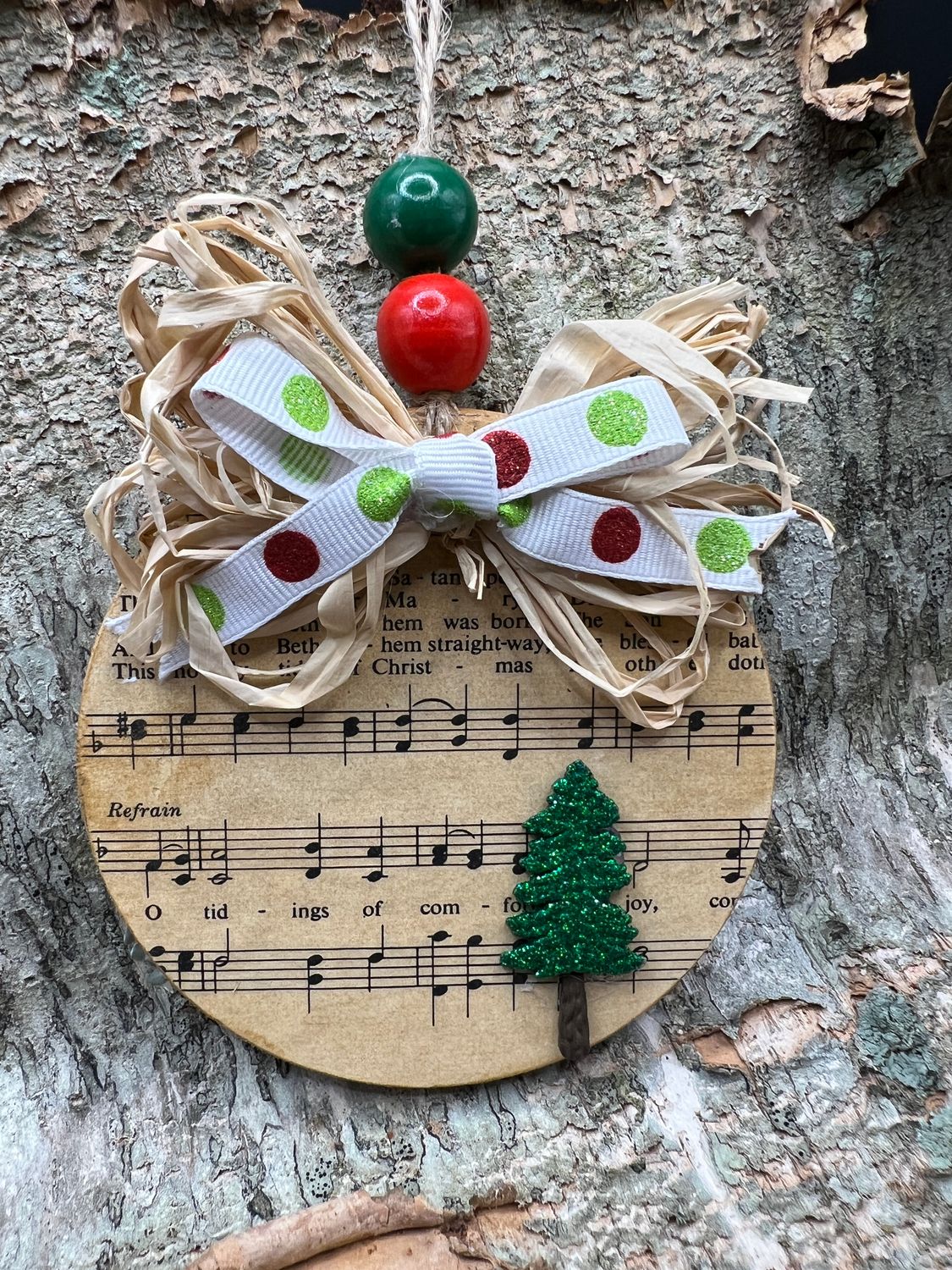 hand painted 4&quot; Wooden Disc Ornament