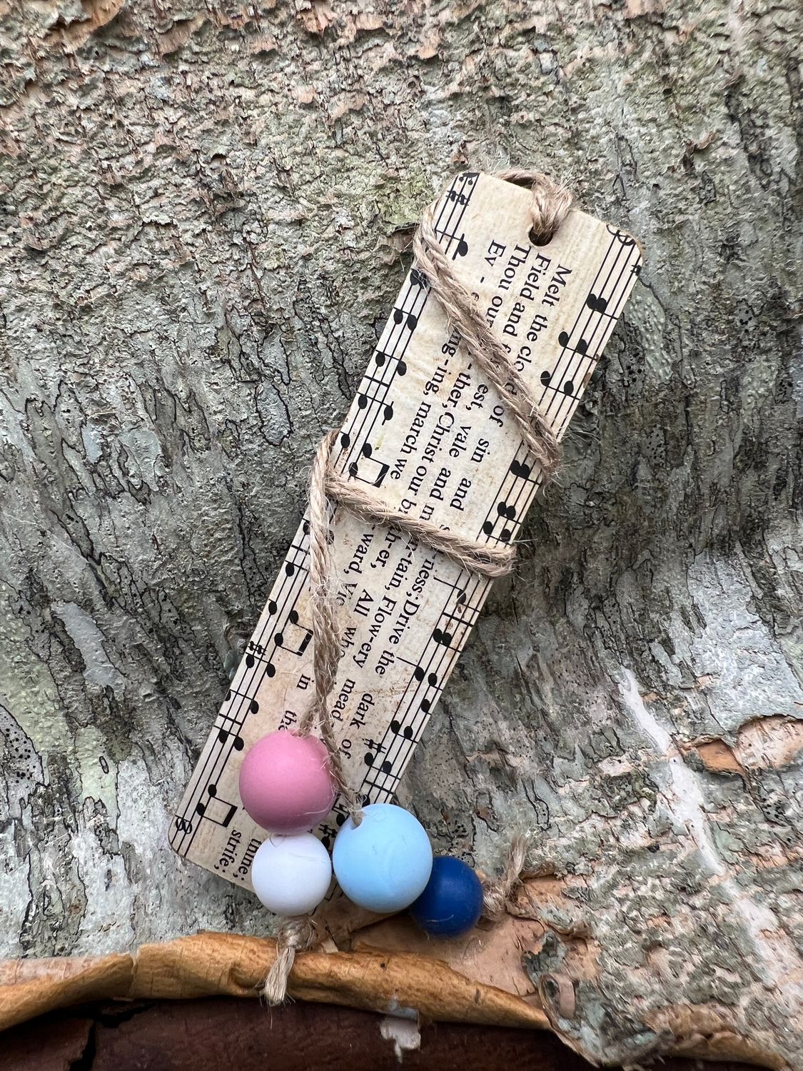 Hymn Wooden Bookmark with beads