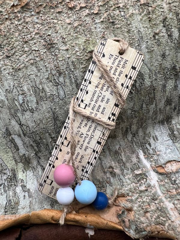 Hymn Wooden Bookmark with beads