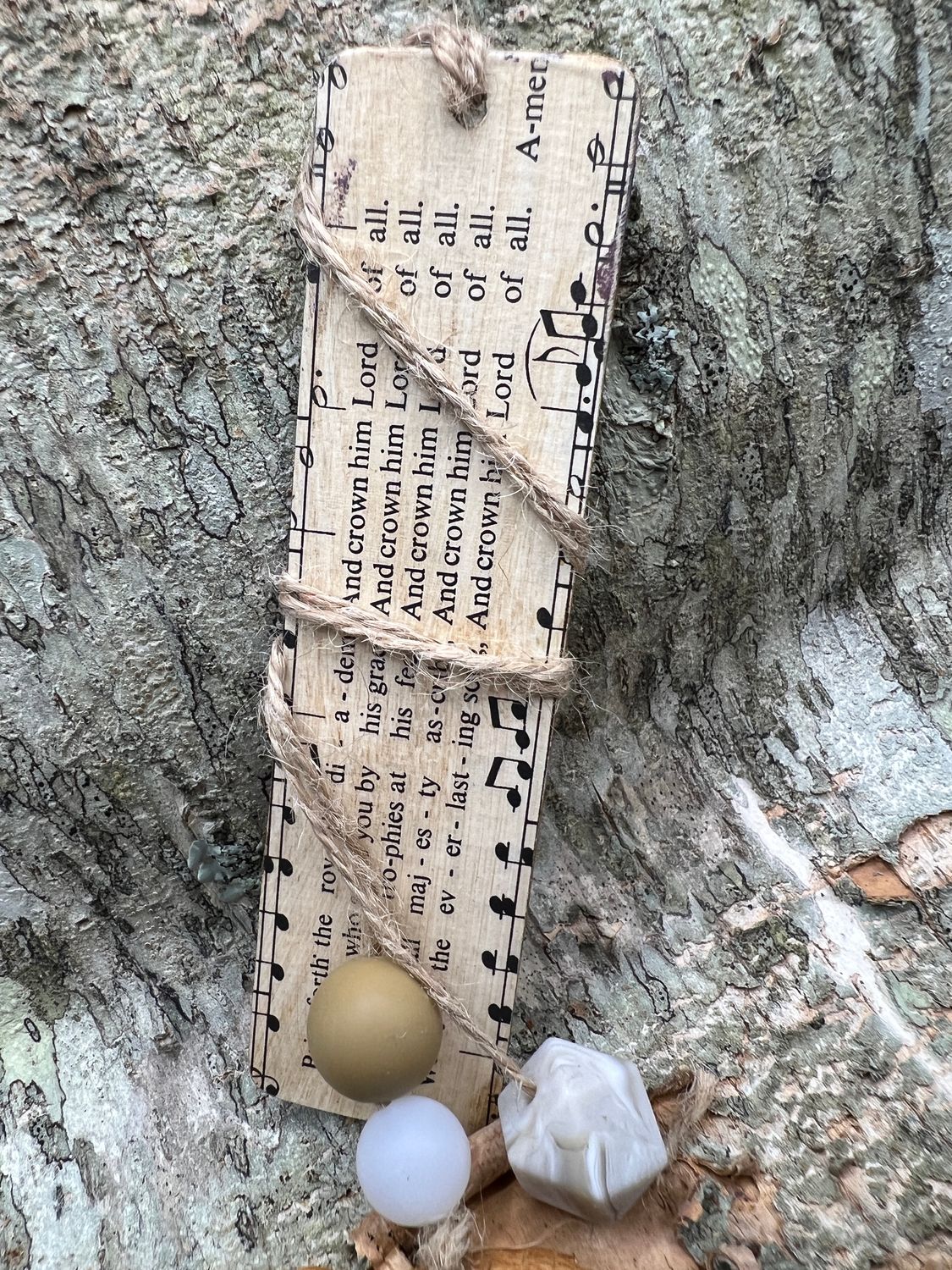 Hymn Wooden Bookmark with beads