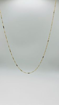 Cadena Singapur con barra