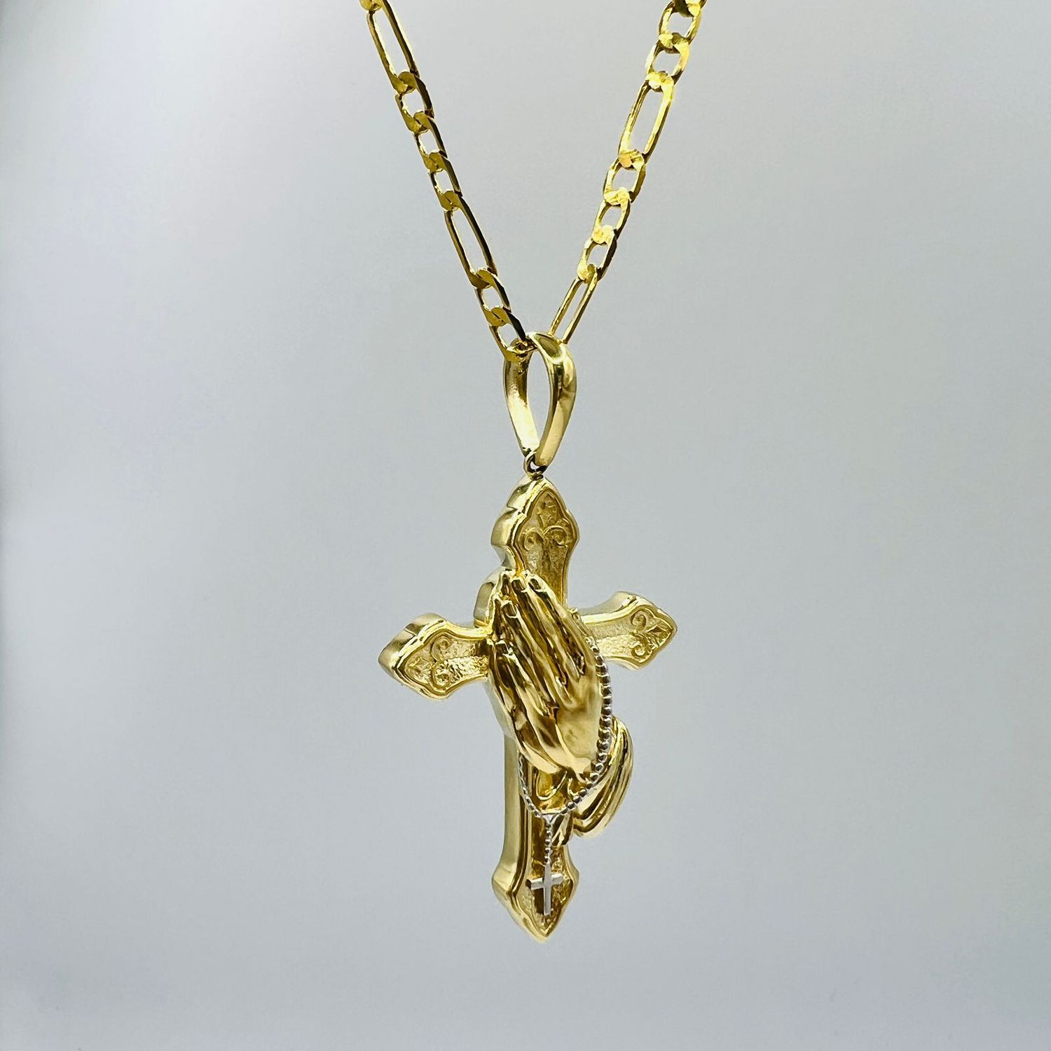 Cruz &quot;Pray&quot; 14k