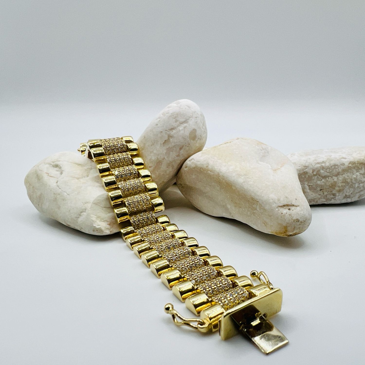 Pulsera tipo RLX 14k full iced