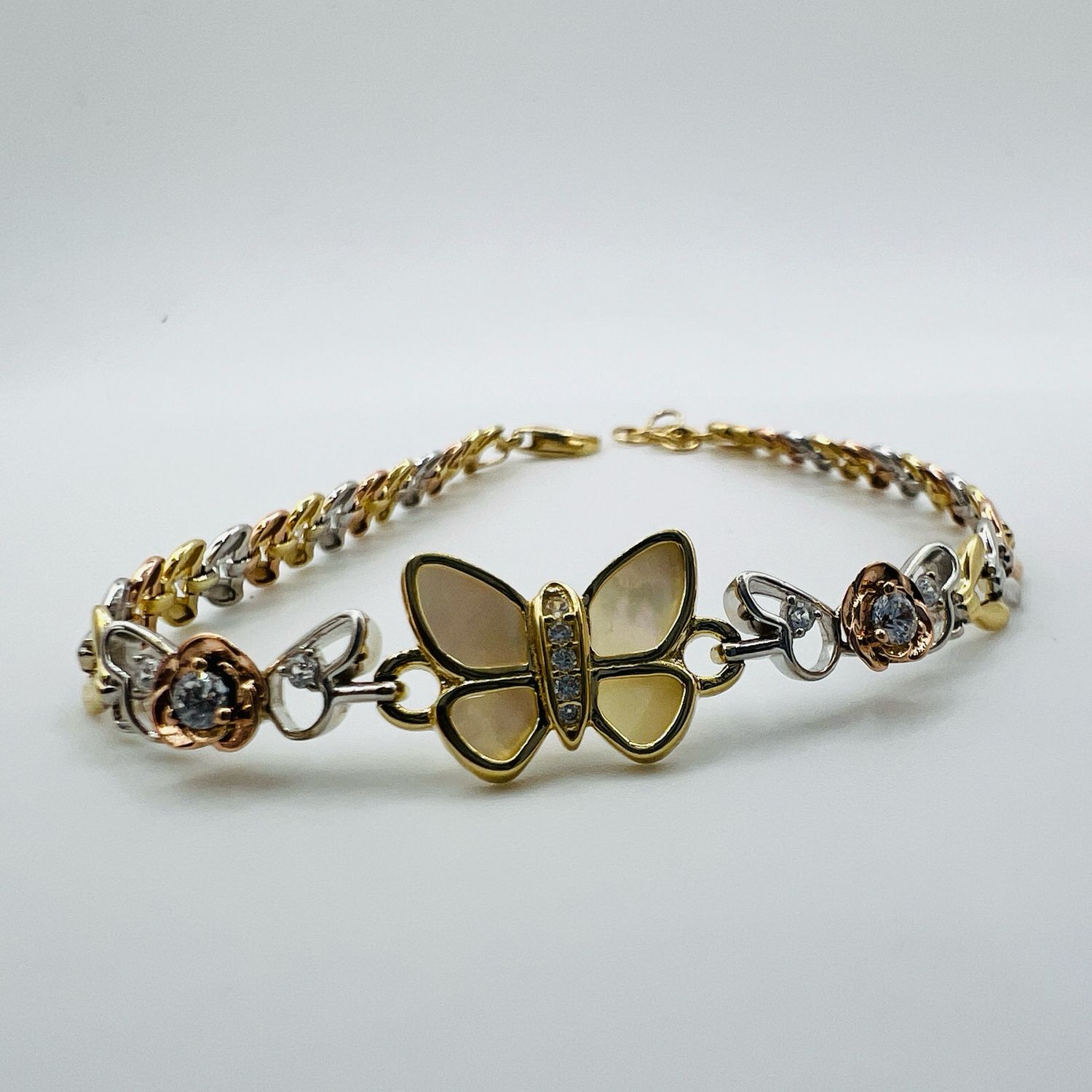 Pulsera mariposa 14k